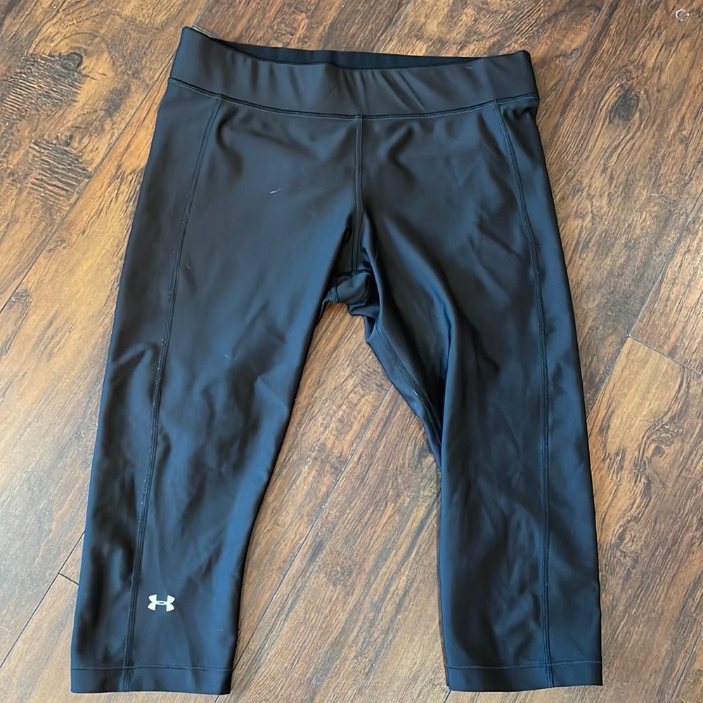 Under armour heat gear compression capris